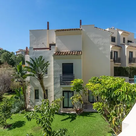 Ribera Luar Penthouse 2459 *